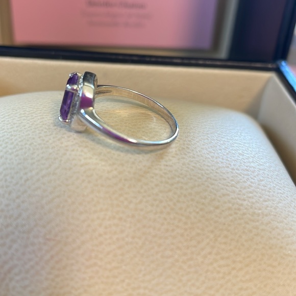 New Signed Sterling Silver size 7 ring with real Amethyst and tiny diamonds 💍 - Picture 4 of 6